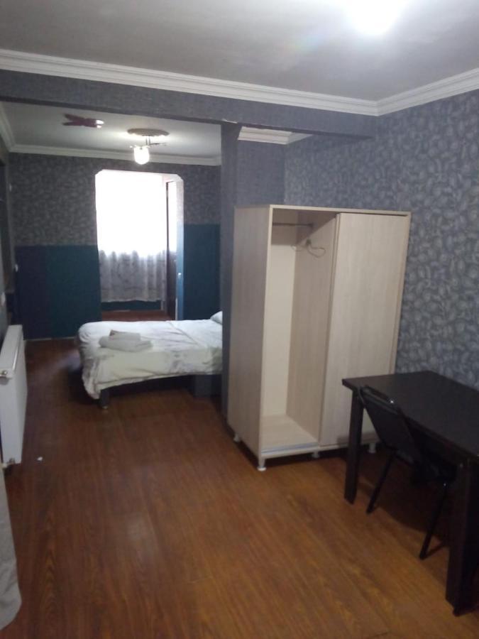 Vake-House Hotel Тбилиси Екстериор снимка